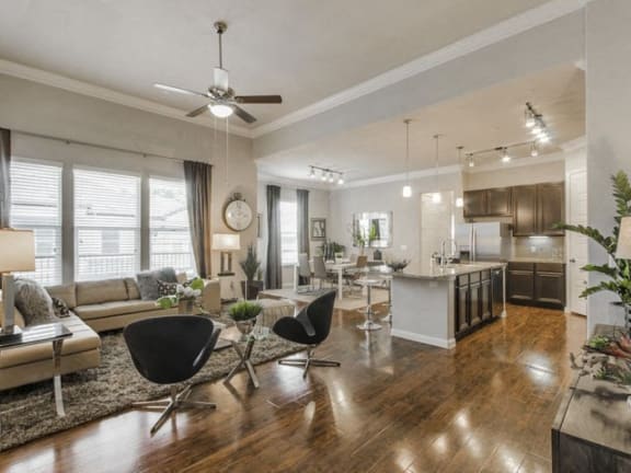 Luxury Apartments Conroe TX | Berkshire Woodland Apartments